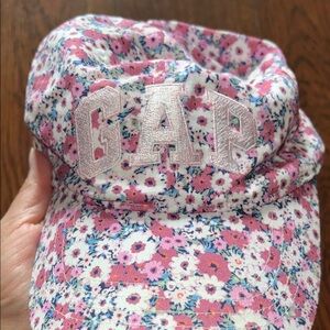 GAP Girls Pink White Floral Cap